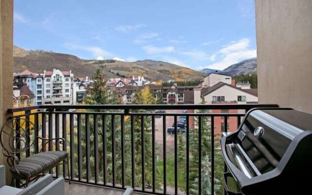 3 Bedroom Antlers Vacation Rental With Incredible Slopeside Views and Just a Short Walk to Gondola and Lionshead Village