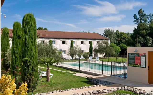 Ibis Aix en Provence Hotel