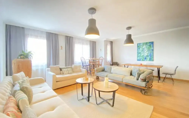 Missafir Flat With Bosphorus View in Kuzguncuk