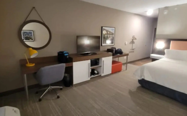 Hampton Inn & Suites Culpeper
