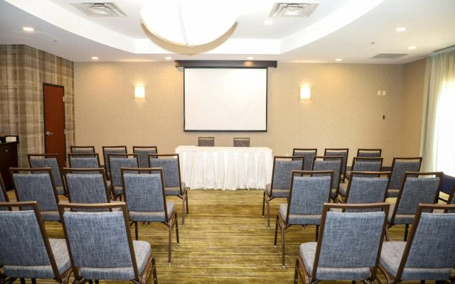 Courtyard by Marriott Toronto Brampton