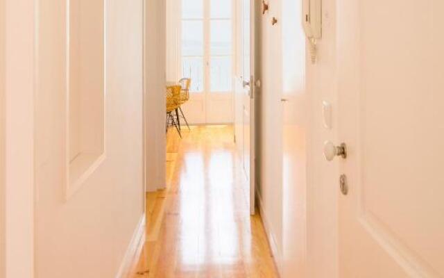 Alfama Terrace River View 12 by Lisbonne Collection