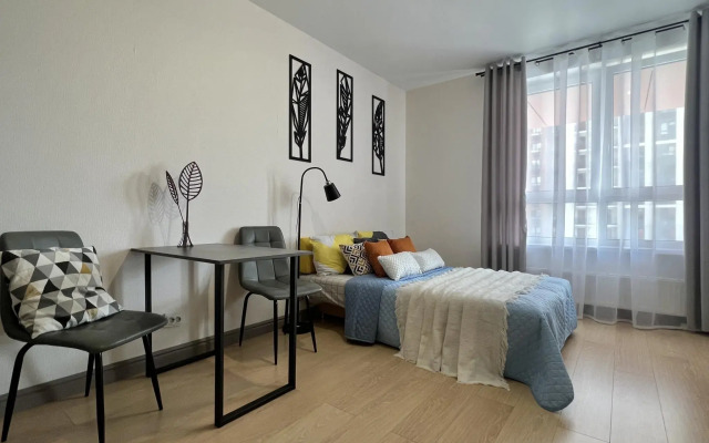 Яркая студия на Оранжерейной