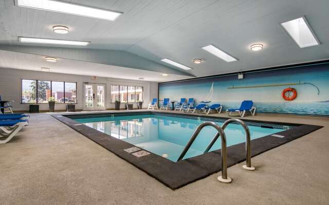 SureStay Plus Hotel By Best Western Salmon Arm