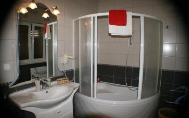 Apartment Bol 34