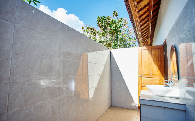 Taos House Lembongan