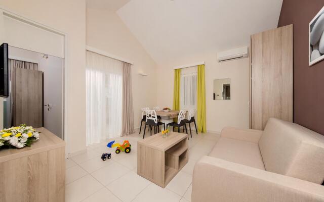 Apartments Katoro Plava Laguna