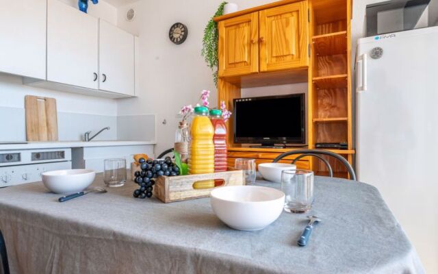 LES TROIS MaTS 40330