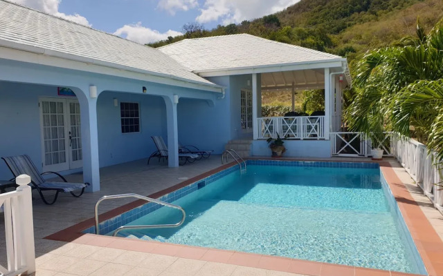 Luxury Secluded Villa With Private Pool Sleeps six