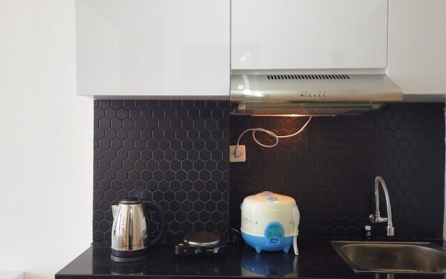 Economic Luxurious Studio Pinewood Apartment Jatinangor near JATOS