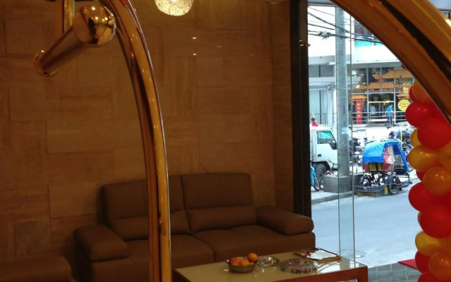 Dela Chambre Hotel