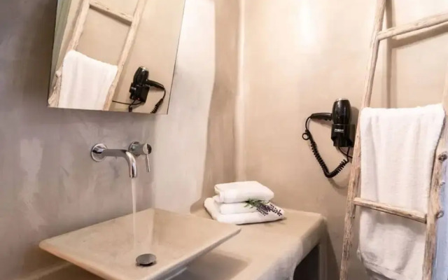 Astrea Suites Feggaropetra Cave House
