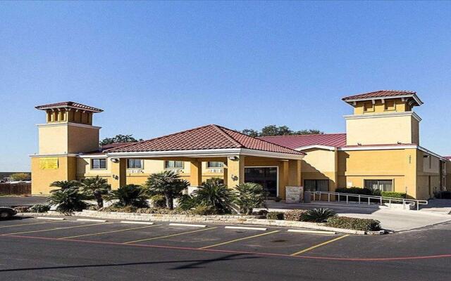 SureStay Plus Hotel by Best Western San Antonio North