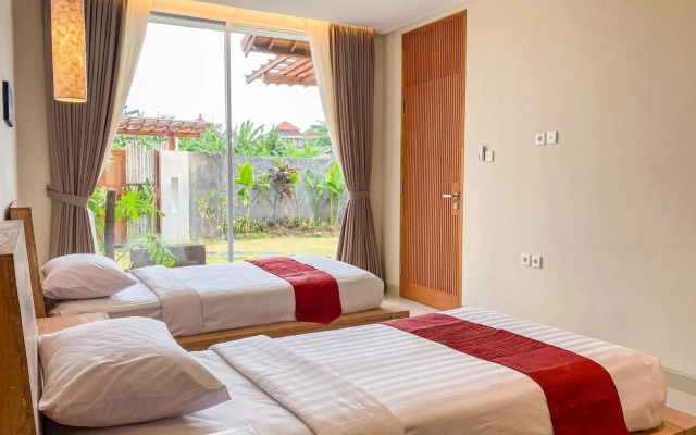 The Khayangan Dreams Villa Umalas