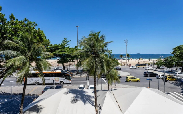 Perfection Copacabana 3 Bedrooms Stc301
