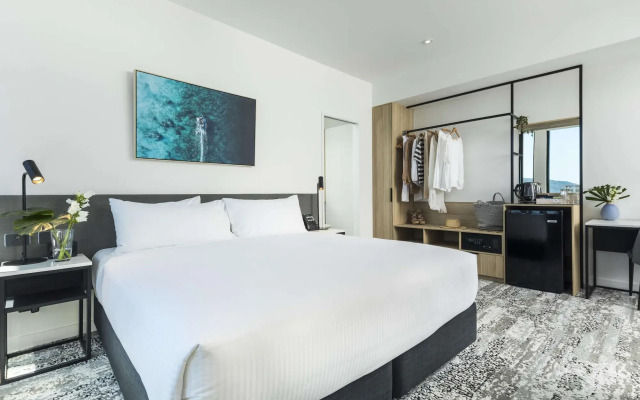 Oaks Cairns Hotel
