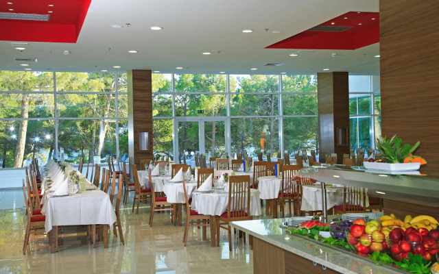 Bluesun Hotel Elaphusa