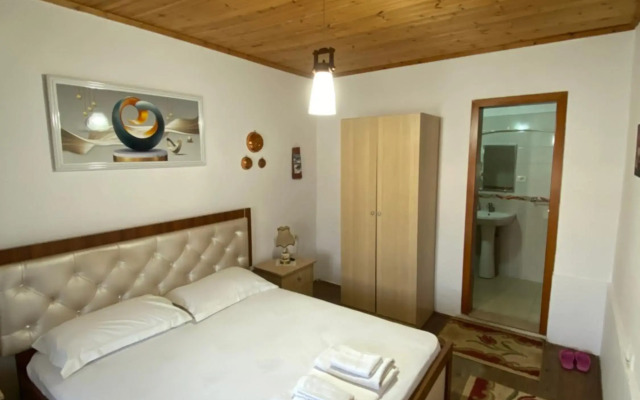 Baci Guest House