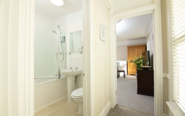 Salt Lane Apartments