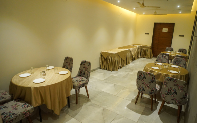 Hotel Lunar Stays
