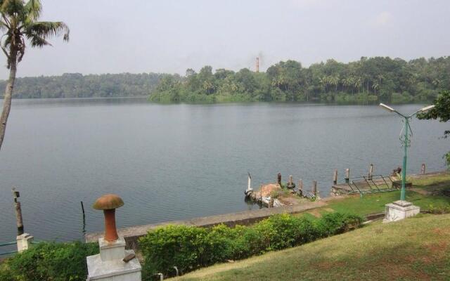 Aadithyaa Resorts