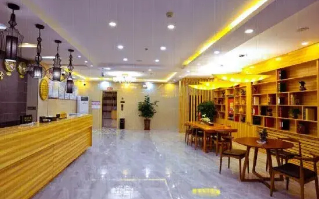 Karamay Red October Boutique Hotel
