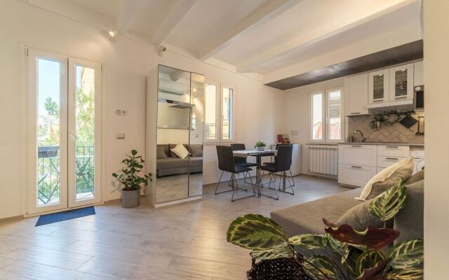 Santa Prassede Rooftop Terrace Studio