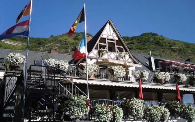 hotelImage