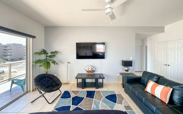 Relaxing Getaway 2BR Condo