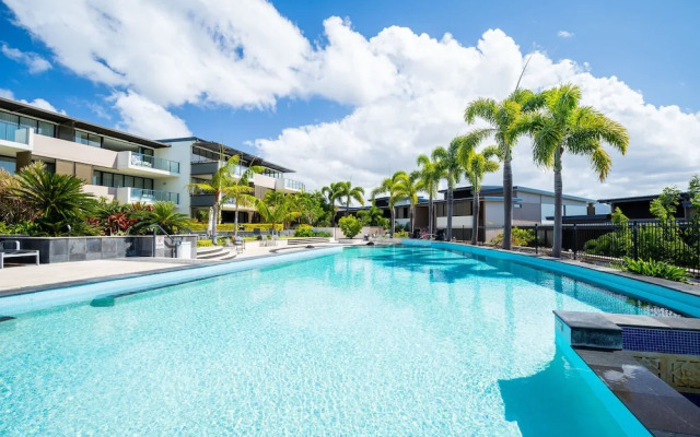 Unit 80 3 B/R Lux Ocean View