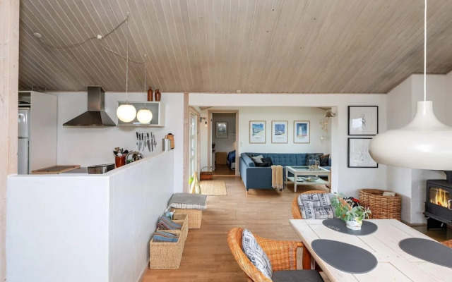 6 Person Holiday Home in Lokken-by Traum