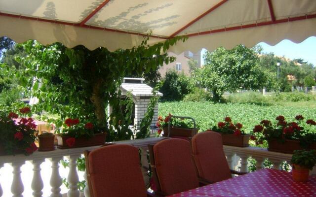 Darko - 30 m From Beach - A2