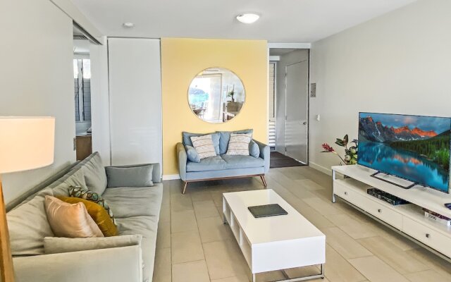 1 Bright Point Apartment 2305