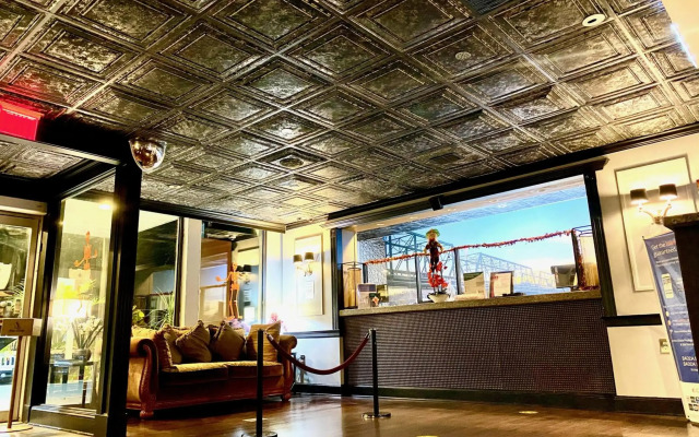 New Hope Inn & Suites