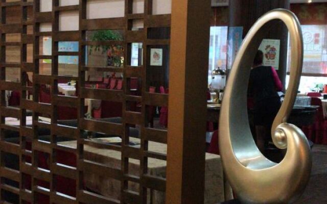 Baoshi Hotel