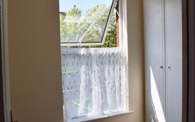 2 Bedroom Flat In Drumcondra