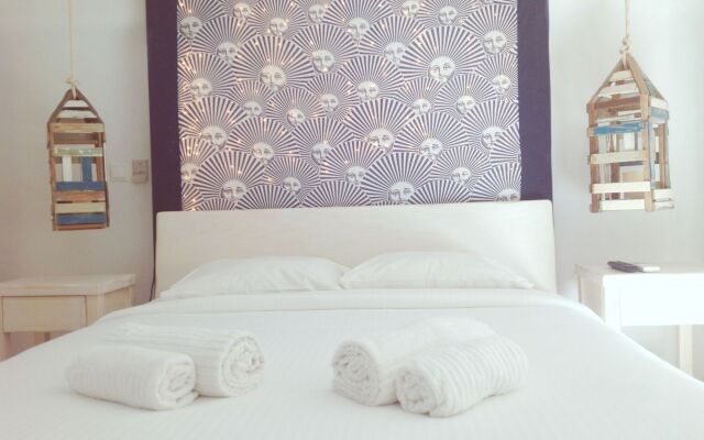 Marcia Suites
