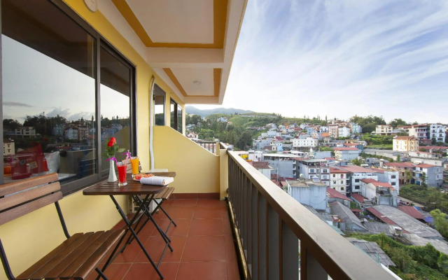 Saparis Hotel