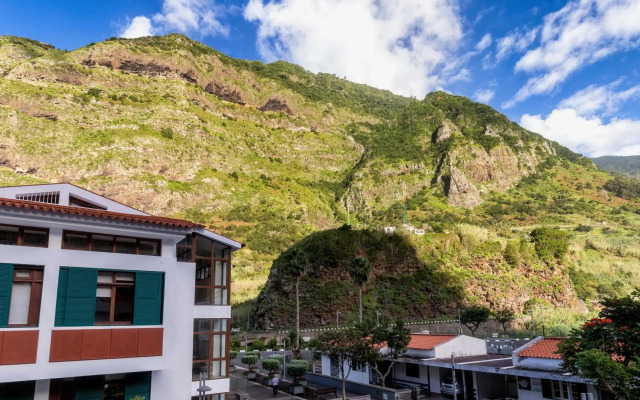 Pereira Place - The Dream