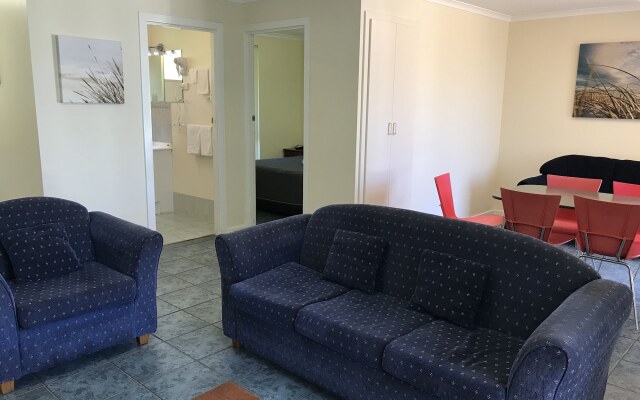 Robetown Motor Inn & Apartments
