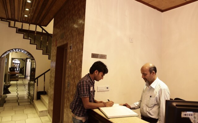 Hotel Delhi Darbar