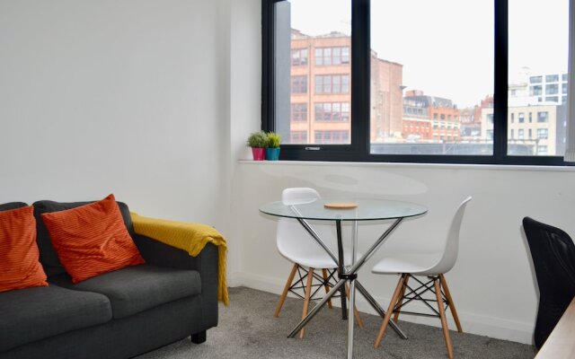 Spacious Studio Apartment In Manchester Centre