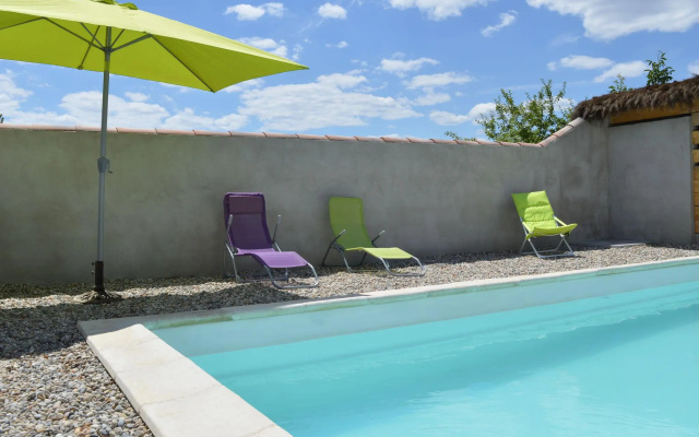 Chic Holiday Home in Pradons With Swimming Pool