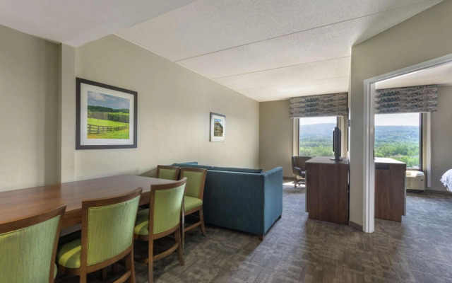 Hampton Inn Bedford