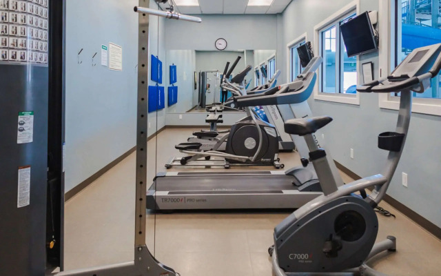 Best Western Plus Lacombe Inn & Suites