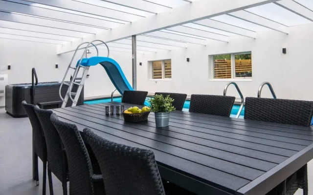 36 Person Holiday Home in Ebeltoft-by Traum