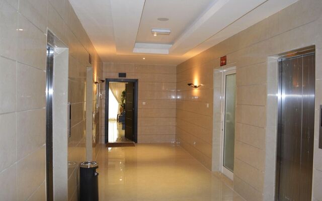 Leaders Plaza Hotel