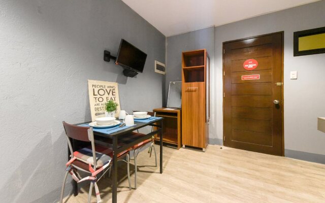 OYO 112 Majesty Suites