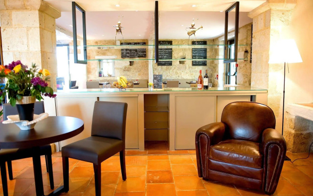 Logis Hôtels - Hôtel et Restaurant La Ferme de Flaran