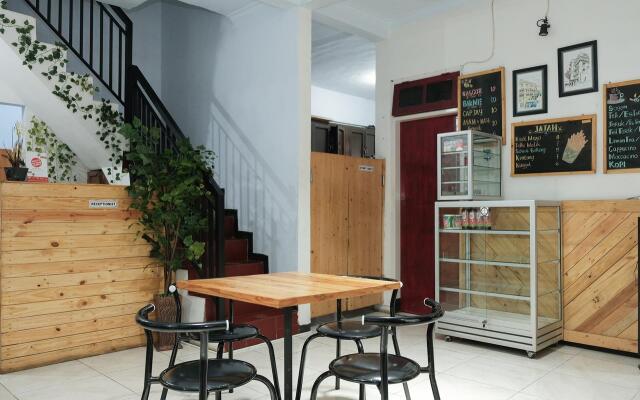 OYO 1380 Velodrome Family House Syariah